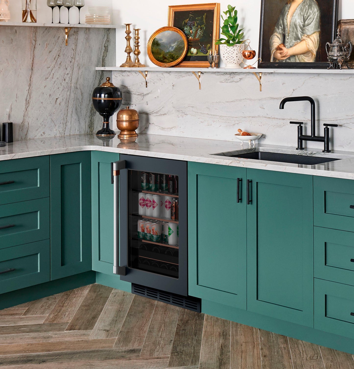 CAFE CCP06BP3PD1 CAFéENERGY STARBeverage Center Black - CCP06BP3PD1