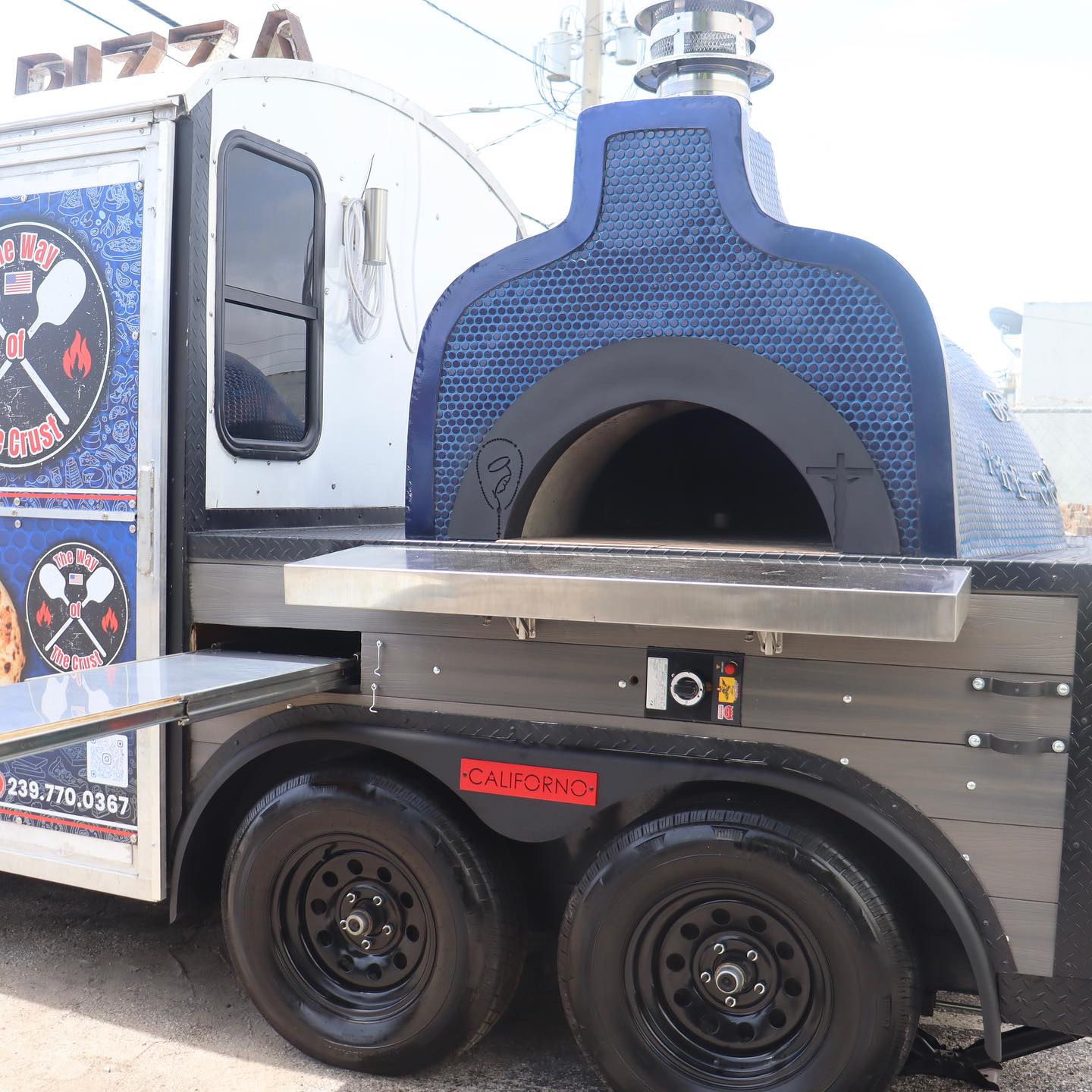 Californo Pizza Oven trailer