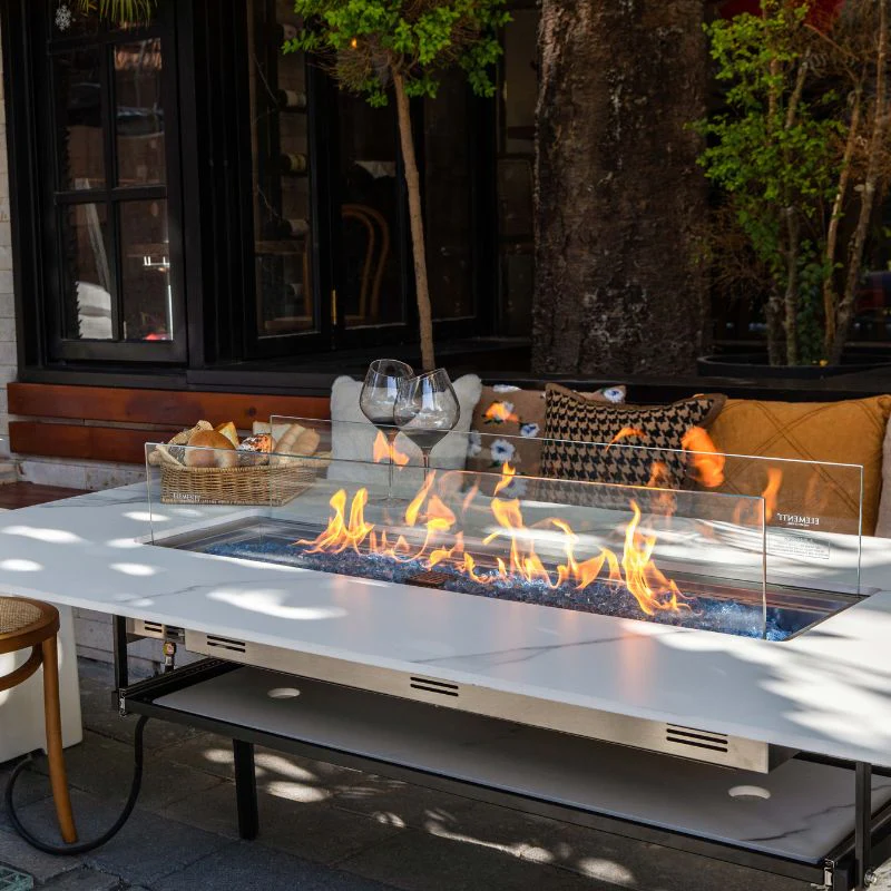 Elementi-Plus-Oslo-Dining-Fir-eTable-Outdoor-Set-Up