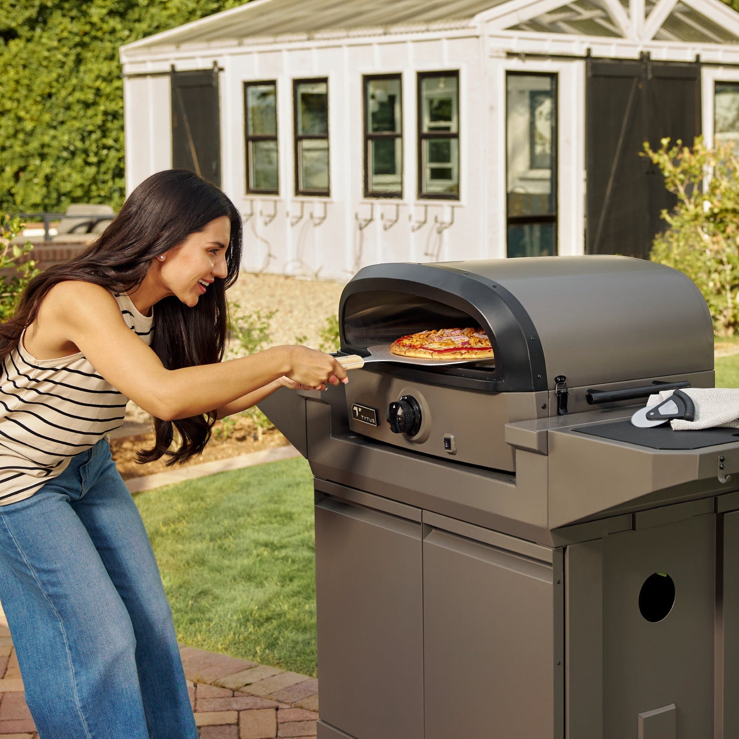TYTUS Emberwood Pizza Oven with Grill and Prep Cart - TDT-CRT-GPZA