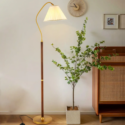 Kinnls Evan Modern Metal Floor Lamp