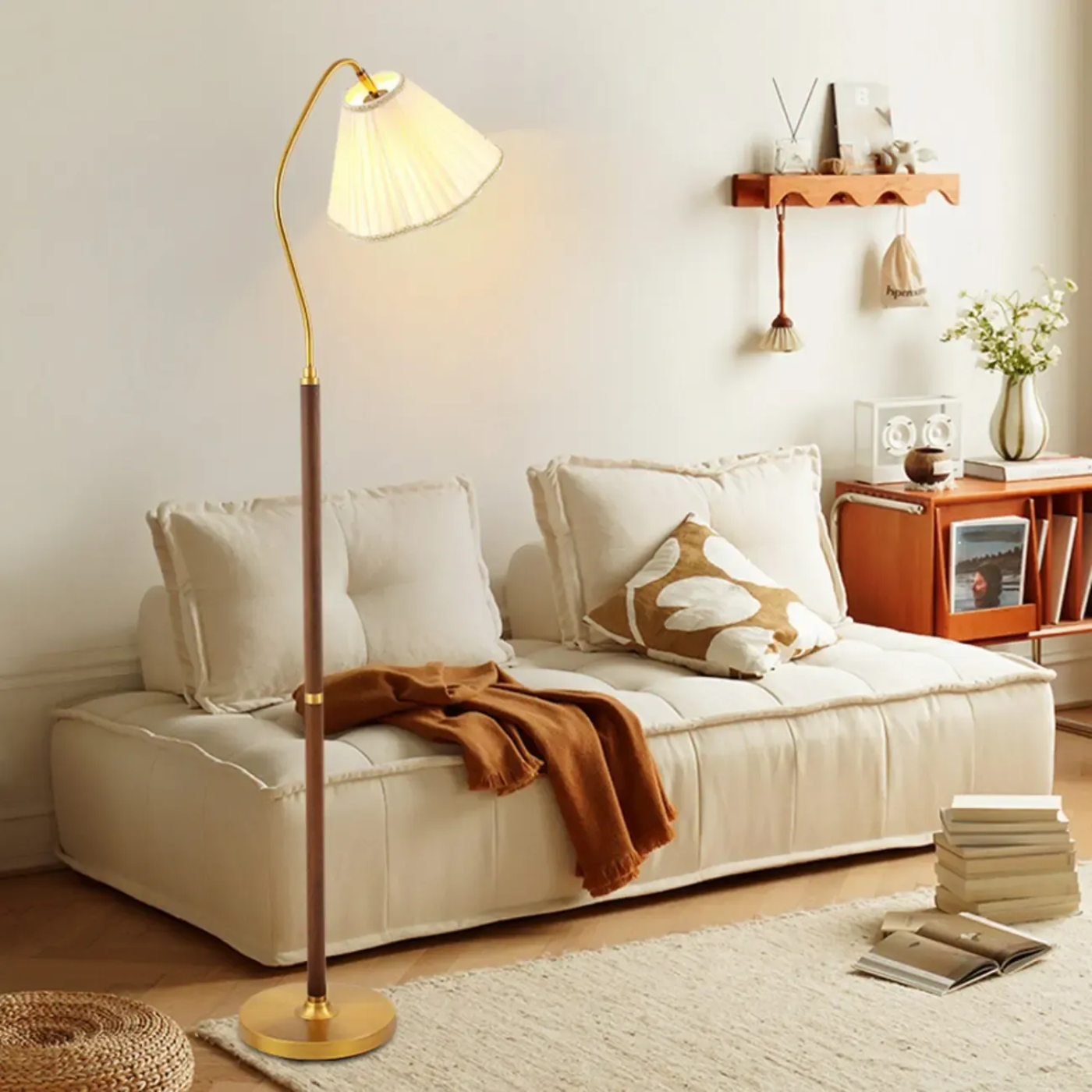 Kinnls Evan Modern Metal Floor Lamp