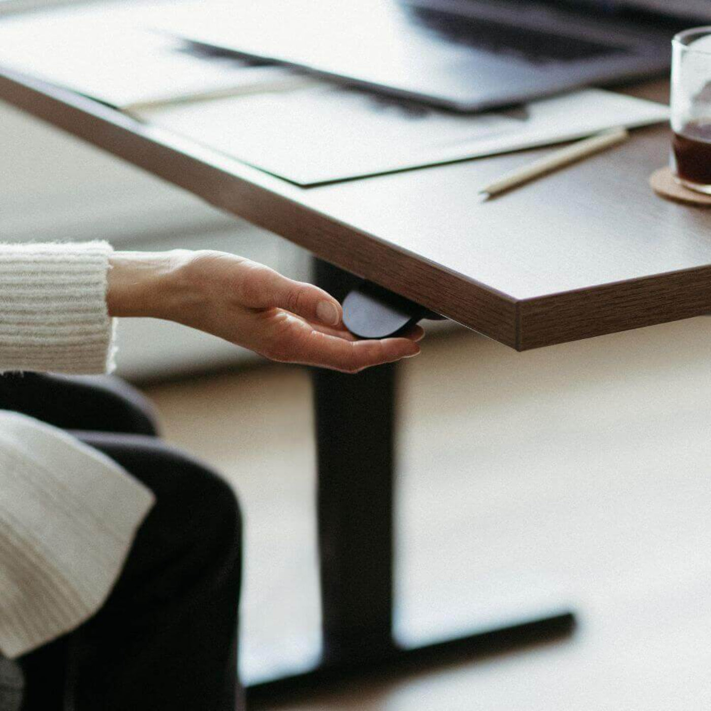 Upside Sit-to-Stand Desk Base - BP01628
