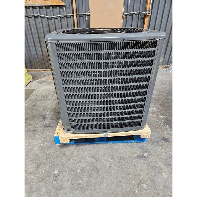 The Furnace Outlet Scratch and Dent Goodman Goodman 4 Ton 15.2 SEER2 Single-Stage Heat Pump - GSZH504810-2311246884