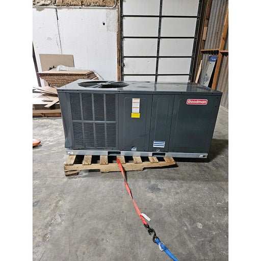 Scratch and Dent Goodman 2 Ton 13.4 SEER2 Self-Contained Horizontal Package Heat Pump - GPHH32441-2312133693