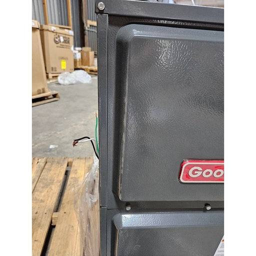 The Furnace Outlet Scratch and Dent Goodman 96% AFUE 100,000 BTU 2-Stage Low NOx Gas Furnace - Upflow/Horizontal - 1,600 CFM - GM9C961004CN -2202294024