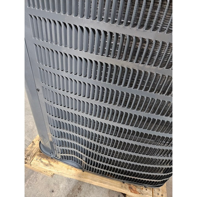 The Furnace Outlet Scratch and Dent Goodman 2.5 Ton 14.3 SEER2 Single-Stage Air Conditioner Condenser - GSXN403010-2406212848