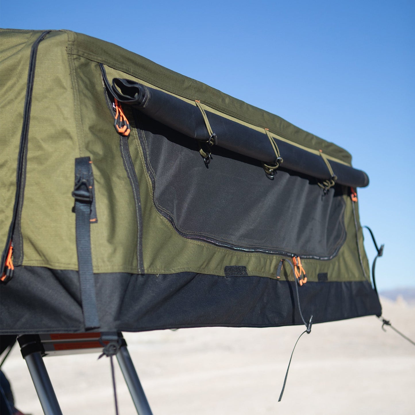 23ZERO Walkabout 62" 2.0 3-Person Roof Top Tent - 230WA6220
