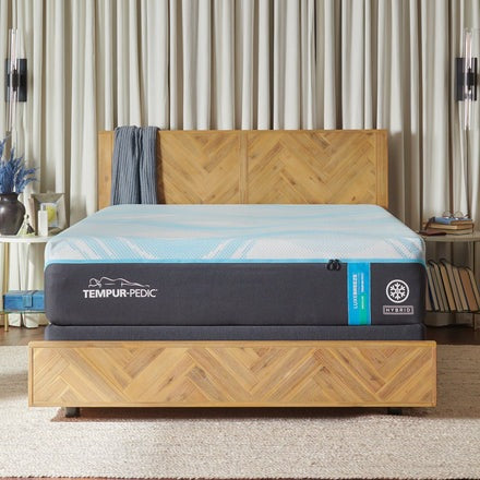 Tempur - Pedic Luxe Breeze Medium Hybrid Mattress