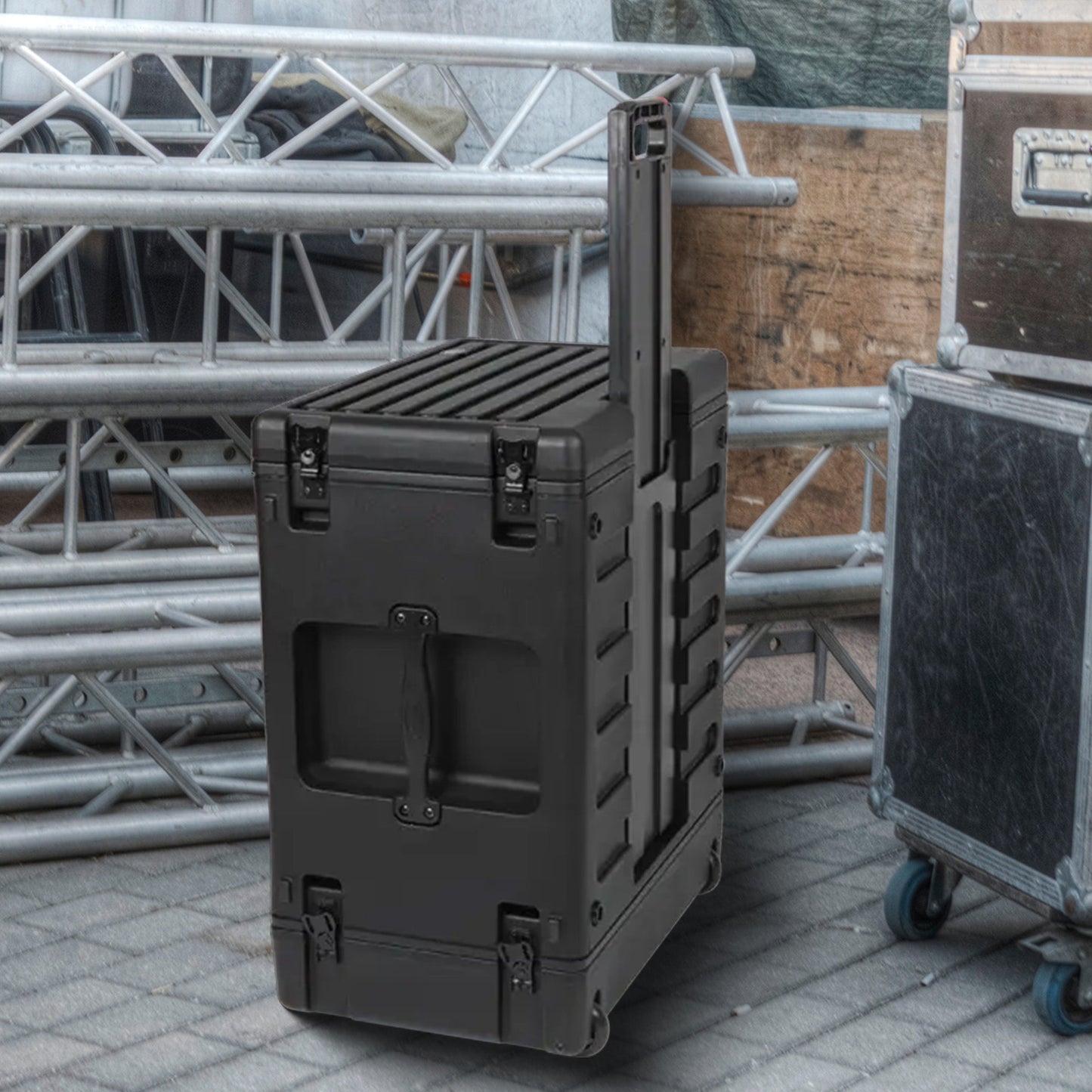 SKB 6U rSeries Rolling Rack with Integrated Back Wheels and 1-Touch Pull Handle - 420634
