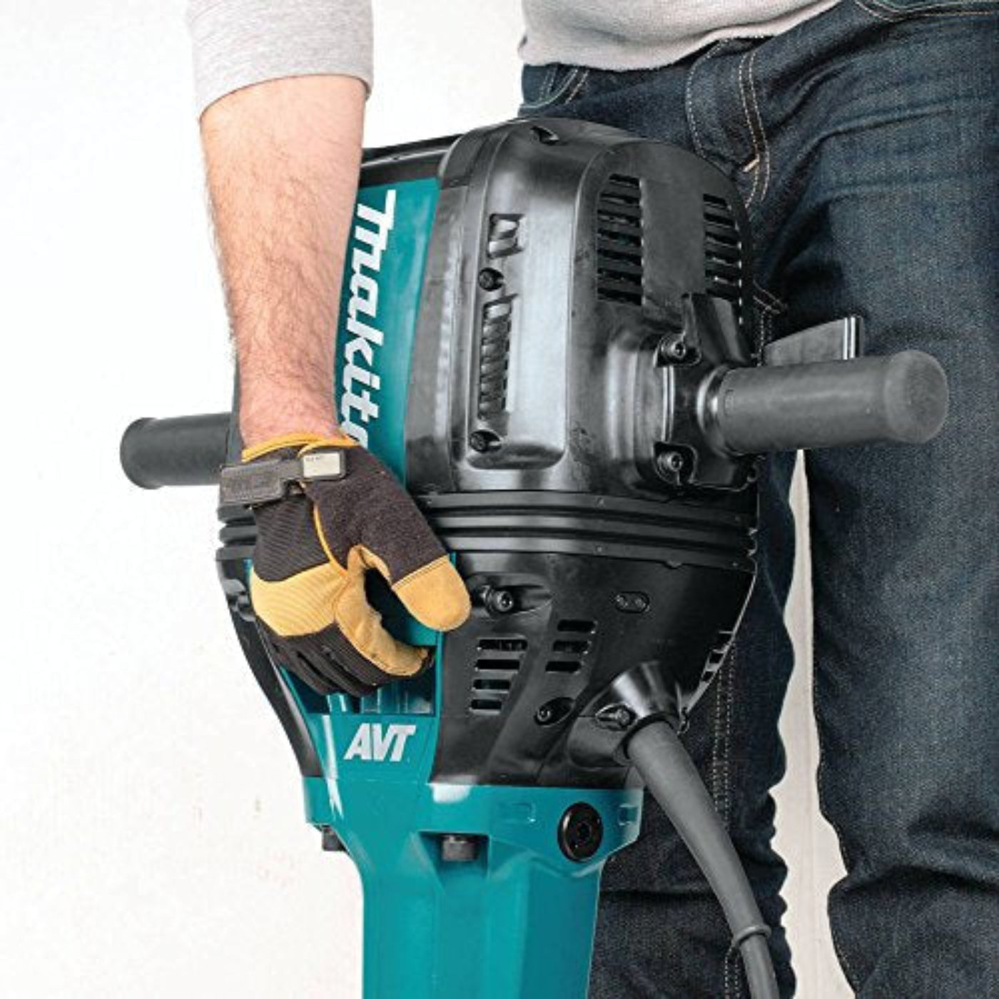 Makita (HM1812X3) 70lbs. Advanced AVT Breaker Hammer with 1-1/8 In. Hex, 4pc Steel, premium Cart - HM1812X3