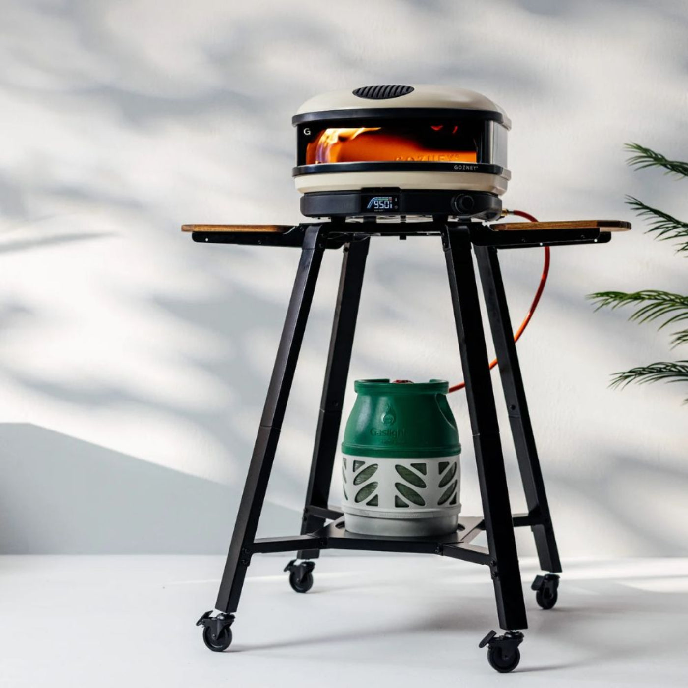 Gozney Arc Outdoor Propane Gas Freestanding Pizza Oven Bundle - DELANTALGW  GAPBNUS1424  AA1786 AD1774