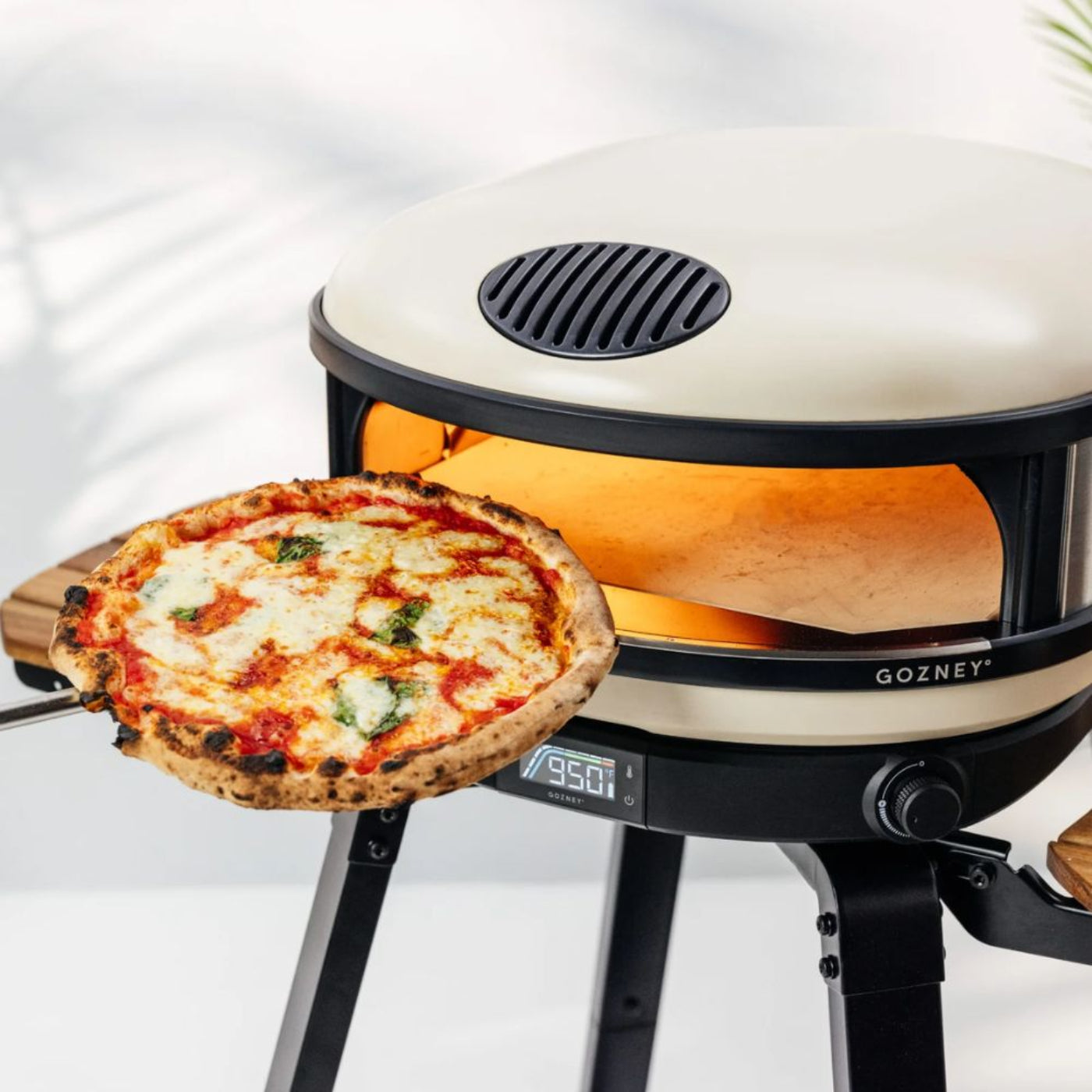 Gozney Arc XL Outdoor Propane Gas Freestanding Pizza Oven Bundle - DELANTALGW | GAPBNUS1624 | AA1786 | AD1775