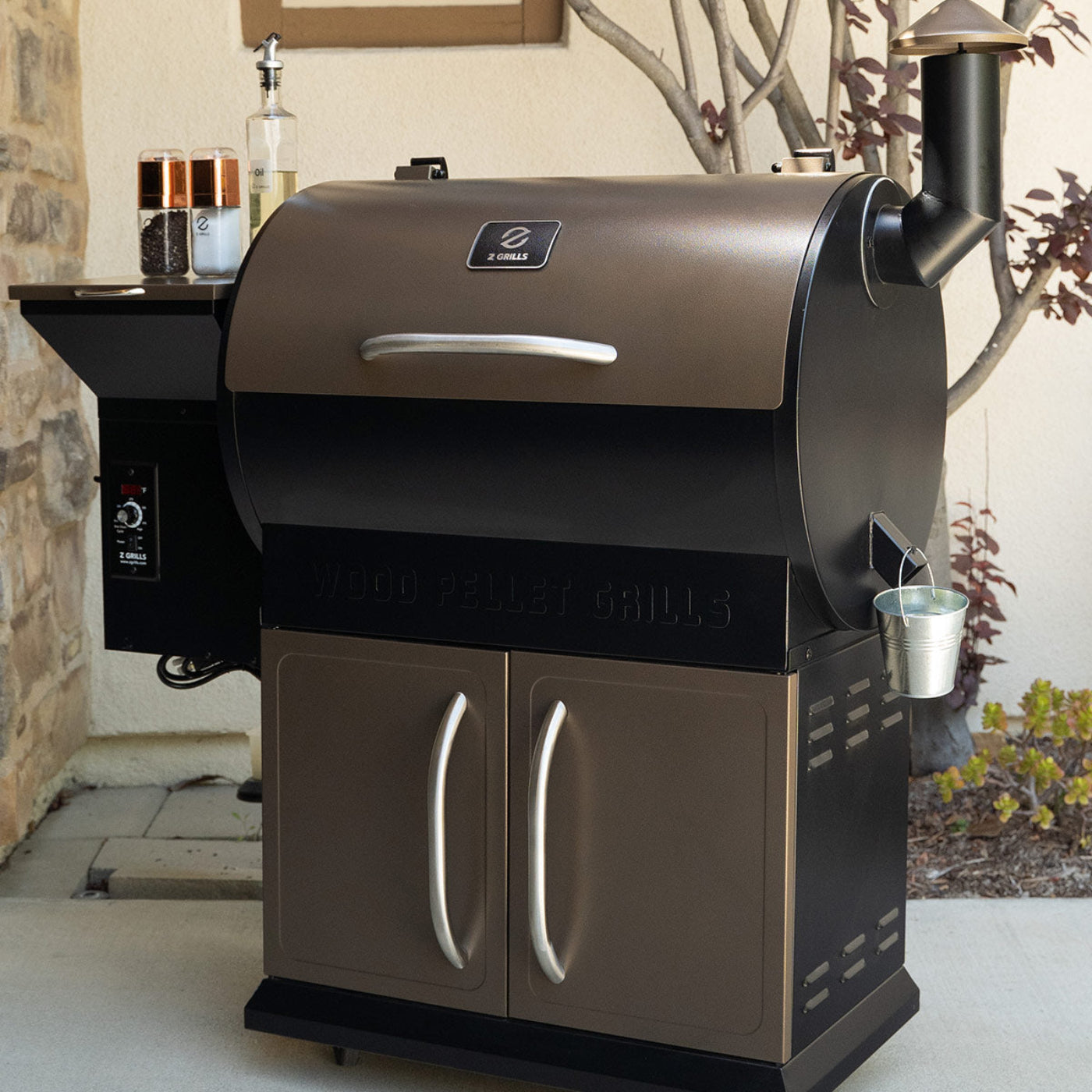 Z Grills Wood Pellet Grill &Smoker& Rain Cover Included) - ZPG-700D