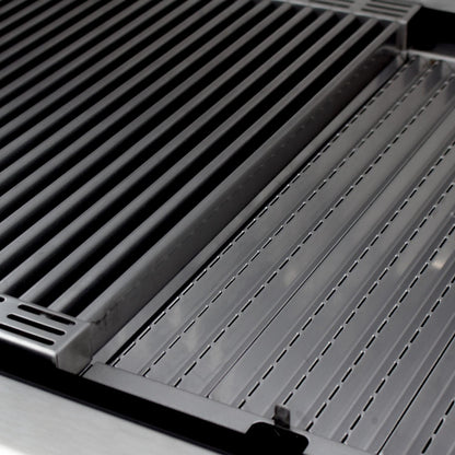 Saber Grills: Stainless Series 3-Burner Built-In Grill (NG) - R50SB0417