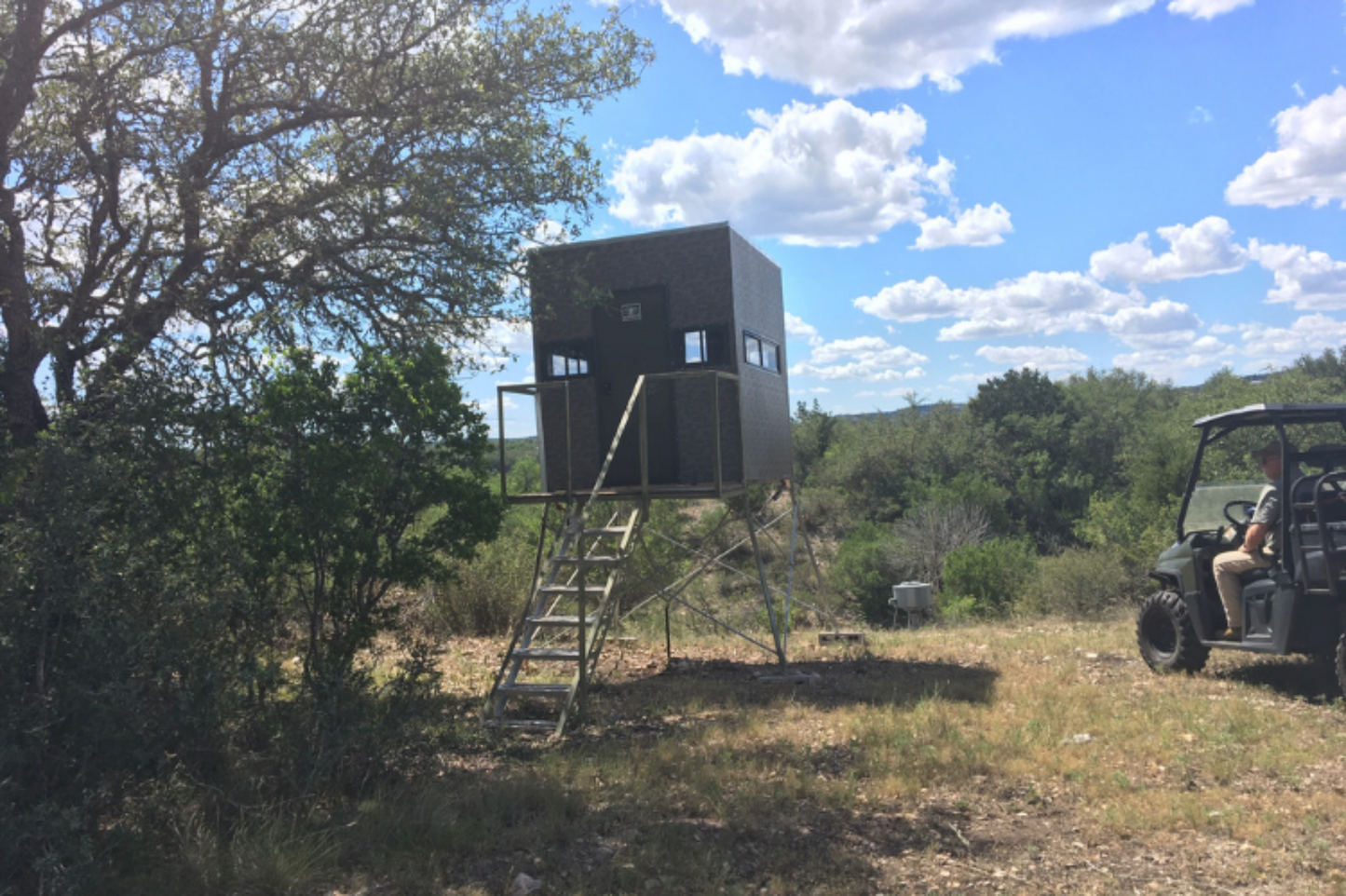Big Dogg Deer Blinds Aluminum and Insulated Deer Blinds 6' X 6' Elevated with 5' Base, Stairs, Porch & Railings Big Dogg - BD6X65BSPR