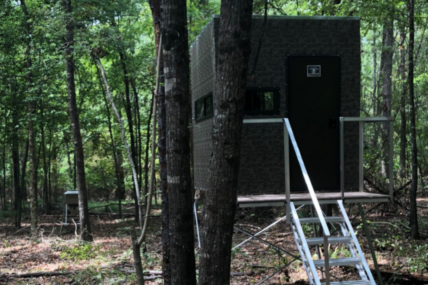 Big Dogg Deer Blinds Aluminum and Insulated Deer Blinds 6' X 6' Elevated with 5' Base, Stairs, Porch & Railings Big Dogg - BD6X65BSPR