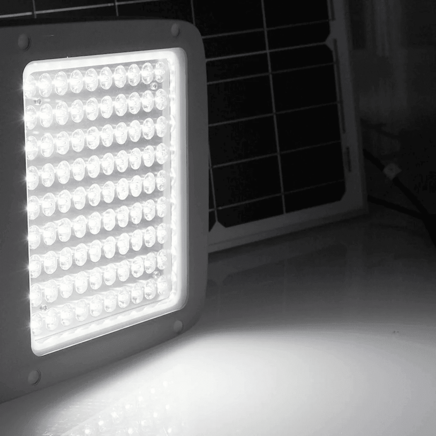 AVS Energy Solar Billboard Light 30 Watt 4200 Lumens 5000K Yoke/Pole Mount IP67 - AVS-SFL30W-Yoke