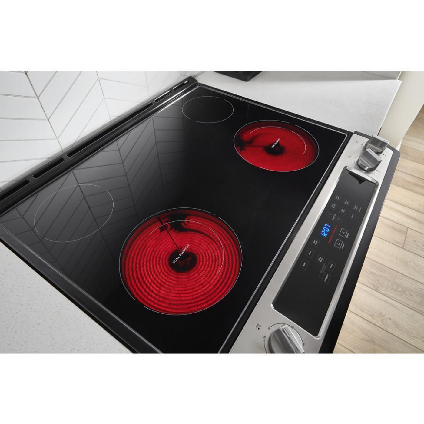 WHIRLPOOL WEE515S0LW 4.8 Cu. Ft. Whirlpool® Electric Range with Frozen Bake™ Technology - WEE515S0LW-KT