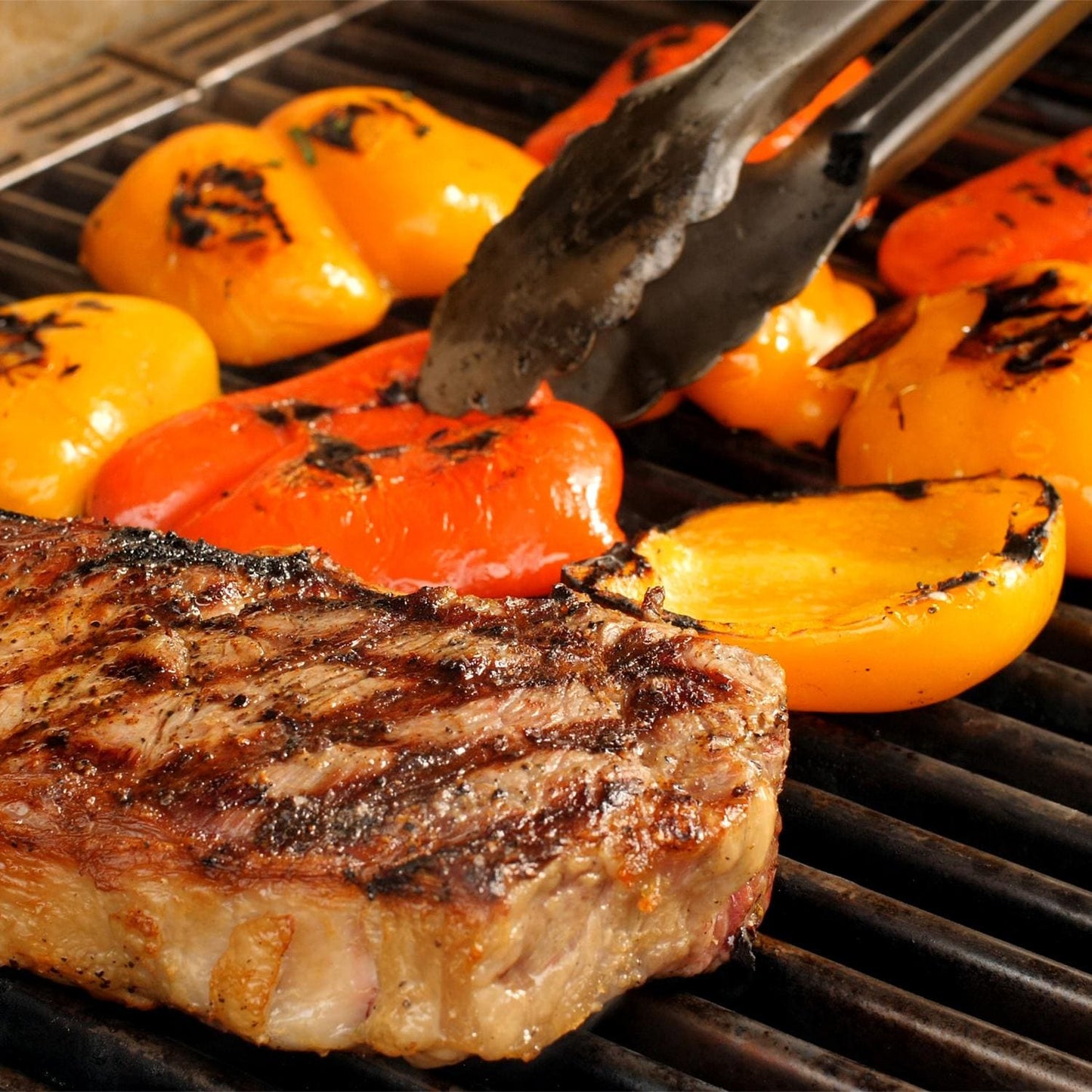 Saber Grills: Elite 3-Burner Built-In Grill (NG) - R50SB1517