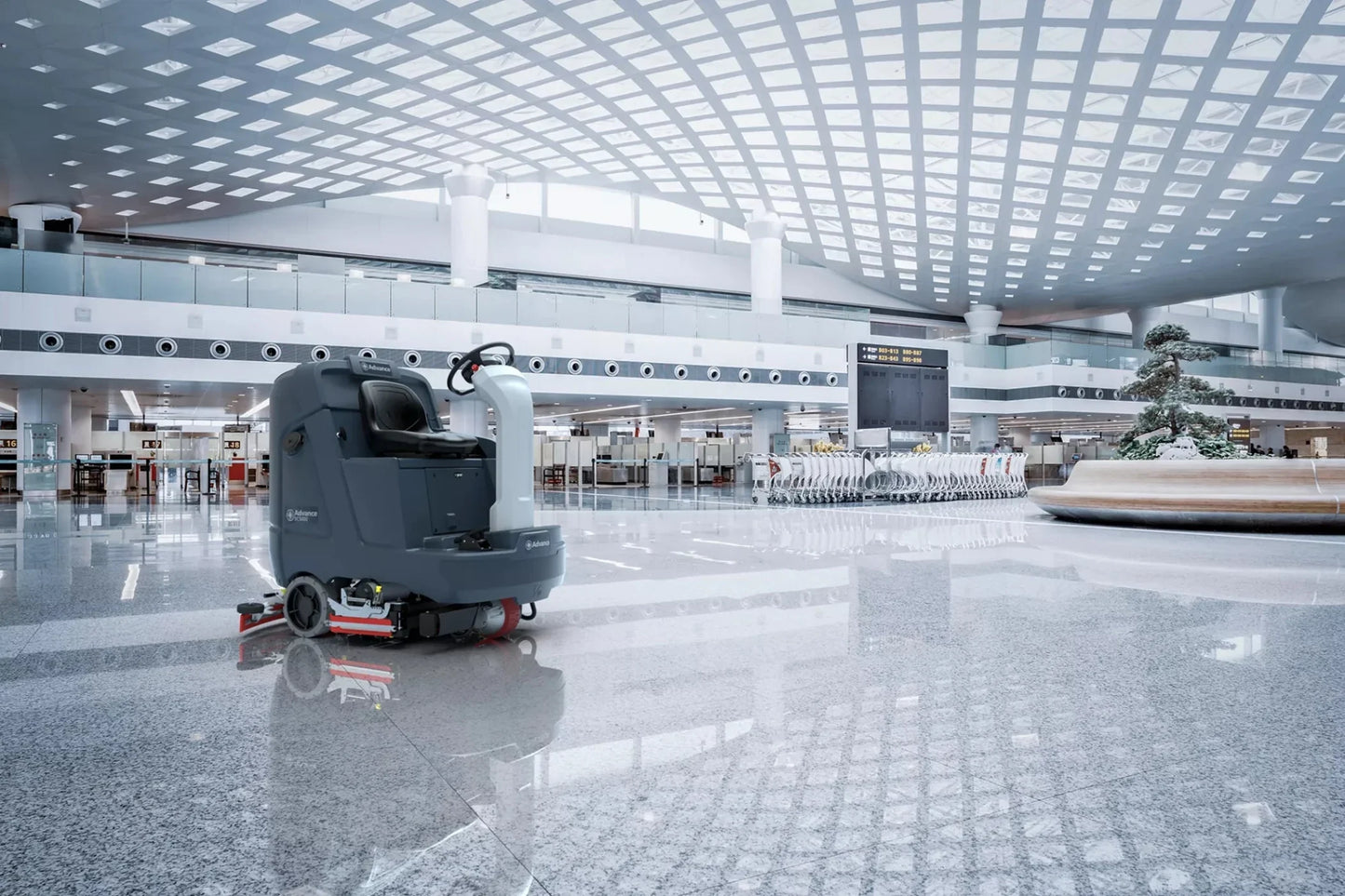 Advance Demo Unit Advance SC5000  Ride On Floor Sweeper Scrubber  32"  37 Gallon  Cylindrical  Battery 5 Hours