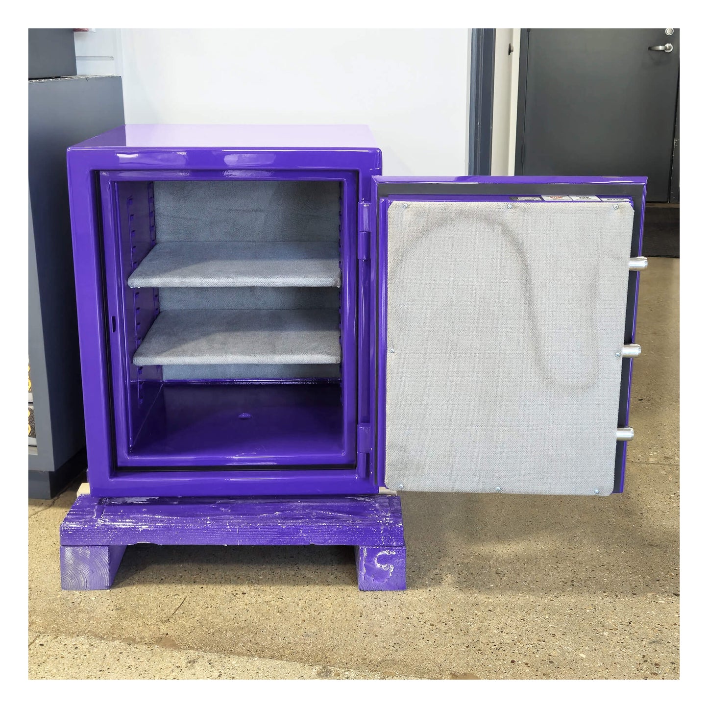 Liberty Safe AMSEC BF2116 Burglary and Fire Safe Reign Purple Gloss - Special Order