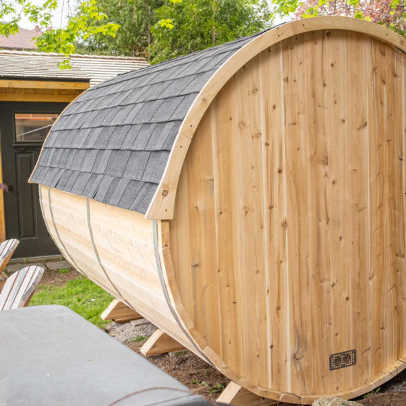 Dundalk Leisurecraft Black Asphalt Shingle Roof For Dundalk Leisurecraft Harmony Barrel Saunas - ARBK240