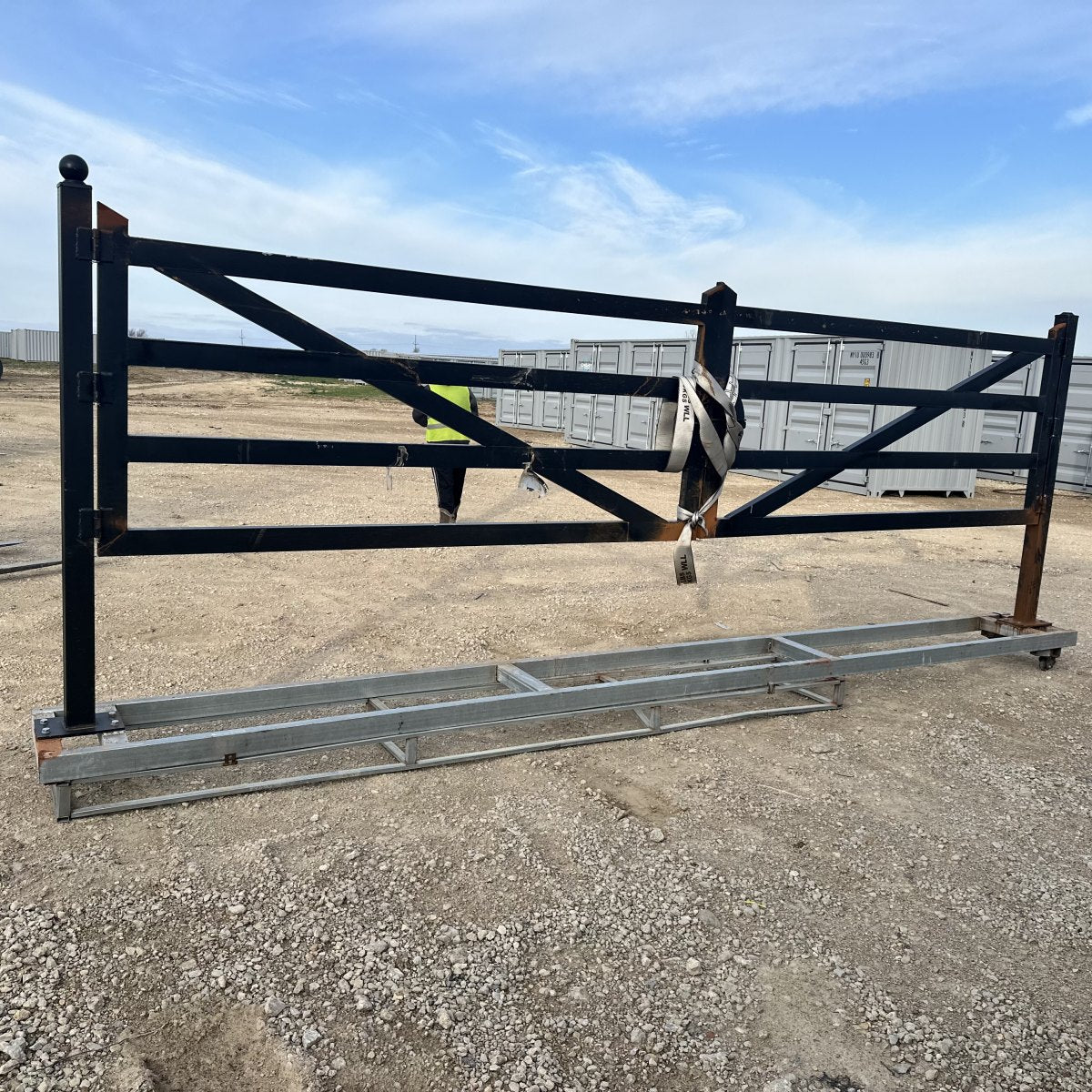 Chery Industrial AS-IS 20ft Farm Metal Driveway Gate with Diagonal Tubes D_IF000054