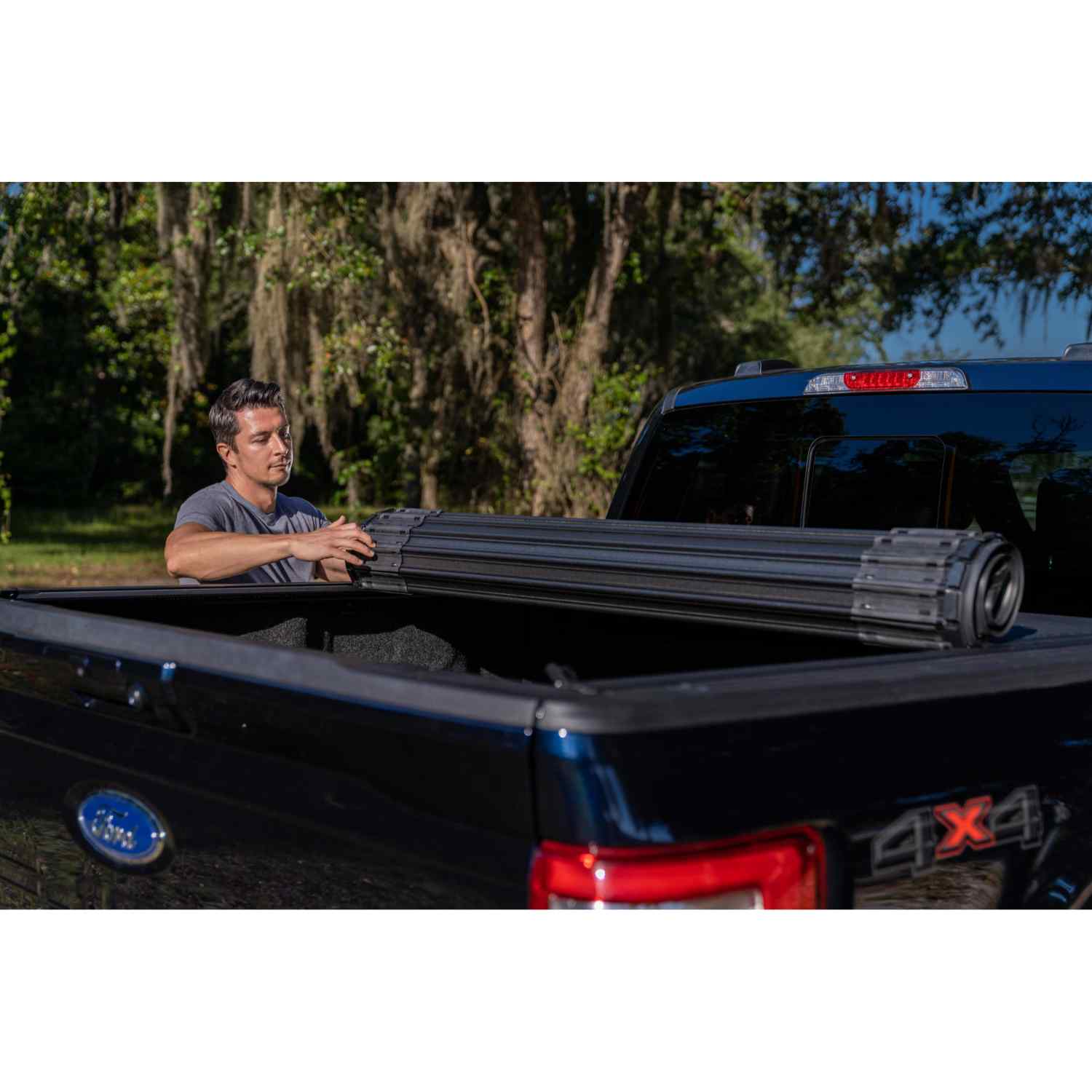 BAK Revolver X2 Ford F150 Hard Roll-up Tonneau Cover