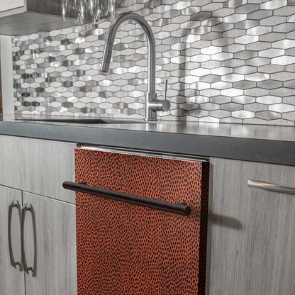 ZLINE 24-Inch Dishwasher in Hand-Hammered Copper Finish with Stainless Steel Tub and Modern Style Handle (DW-HH-24)