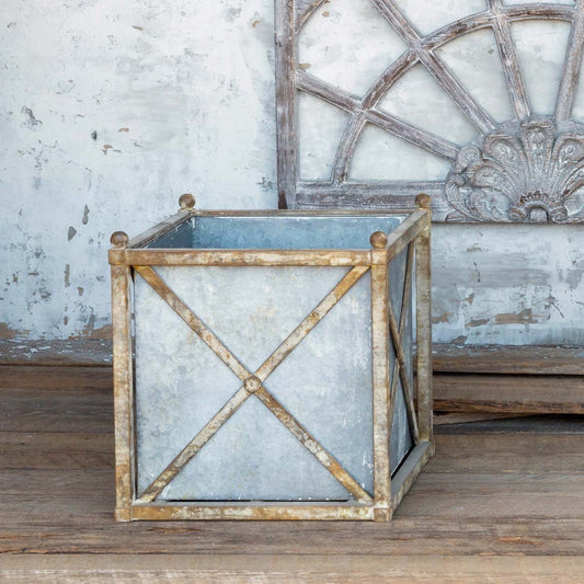Park Hill Collection Manor Metal Estate Planter, Small ECM80960