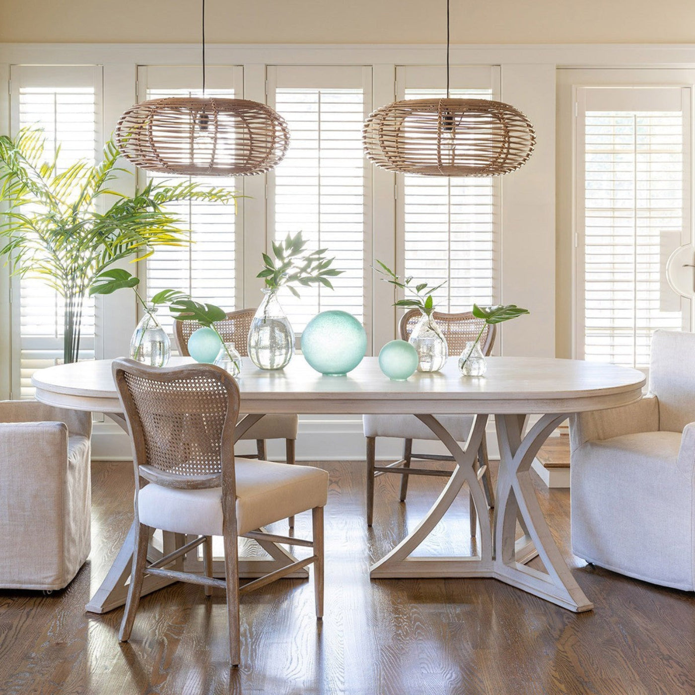 Park Hill Collections Coastal Cottage Delray Oval Dining Table - EFT20117
