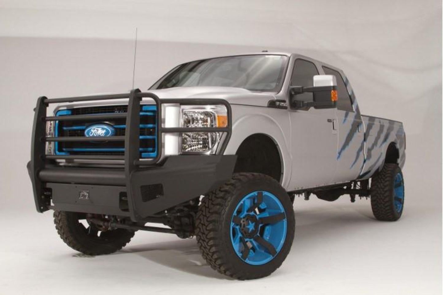 Fab Fours FS11-Q2560-1 Ford F450/F550 Superduty 2011-2016 Black Steel Elite Front Bumper Full Guard with Tow Hooks