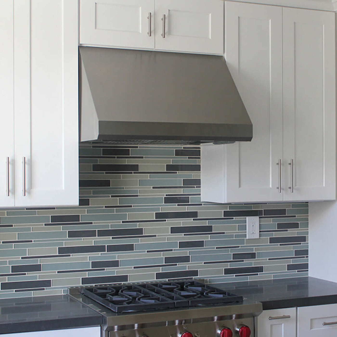 Faber Maestrale 18 Wall Mount Range Hood with Size Options in Stainless Steel - MAES3018SS600-B