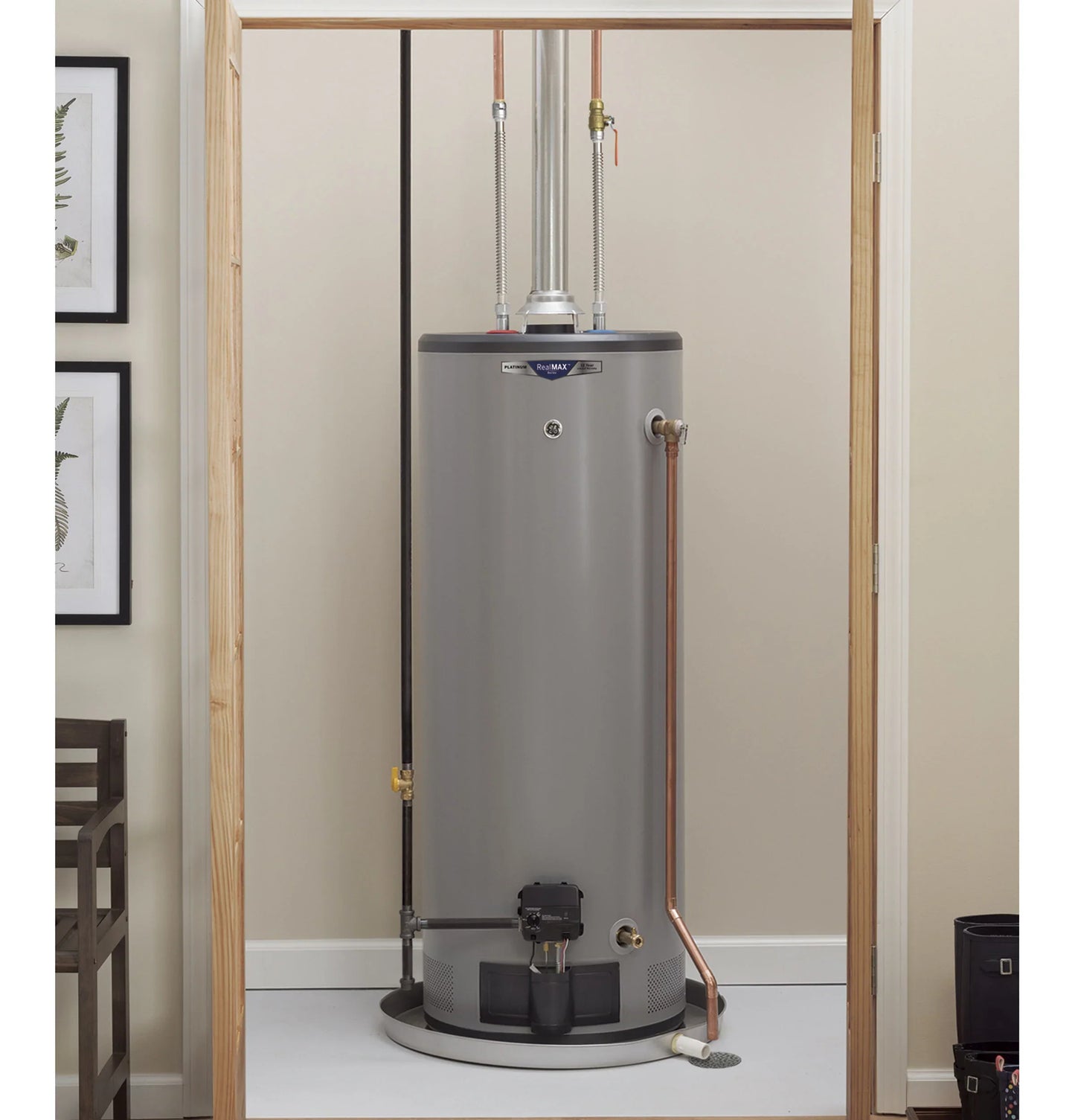 GE Appliances RealMAX Premium 40-Gallon Tall Natural Gas Atmospheric Water Heater Gray - GG40T10BXR