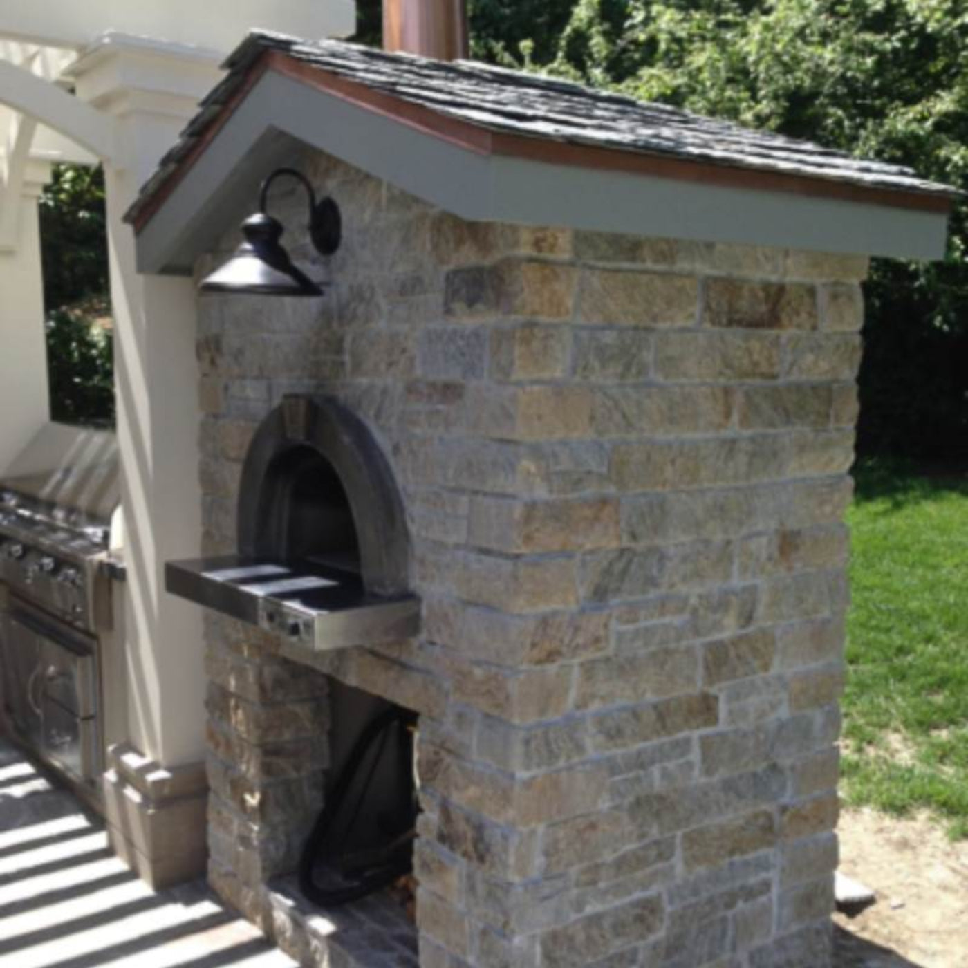 HPC Fire Forno De Pizza Outdoor Oven  Ready-to-Finish DiNapoli - FDP-DiNapoli/RTF-EI-NG