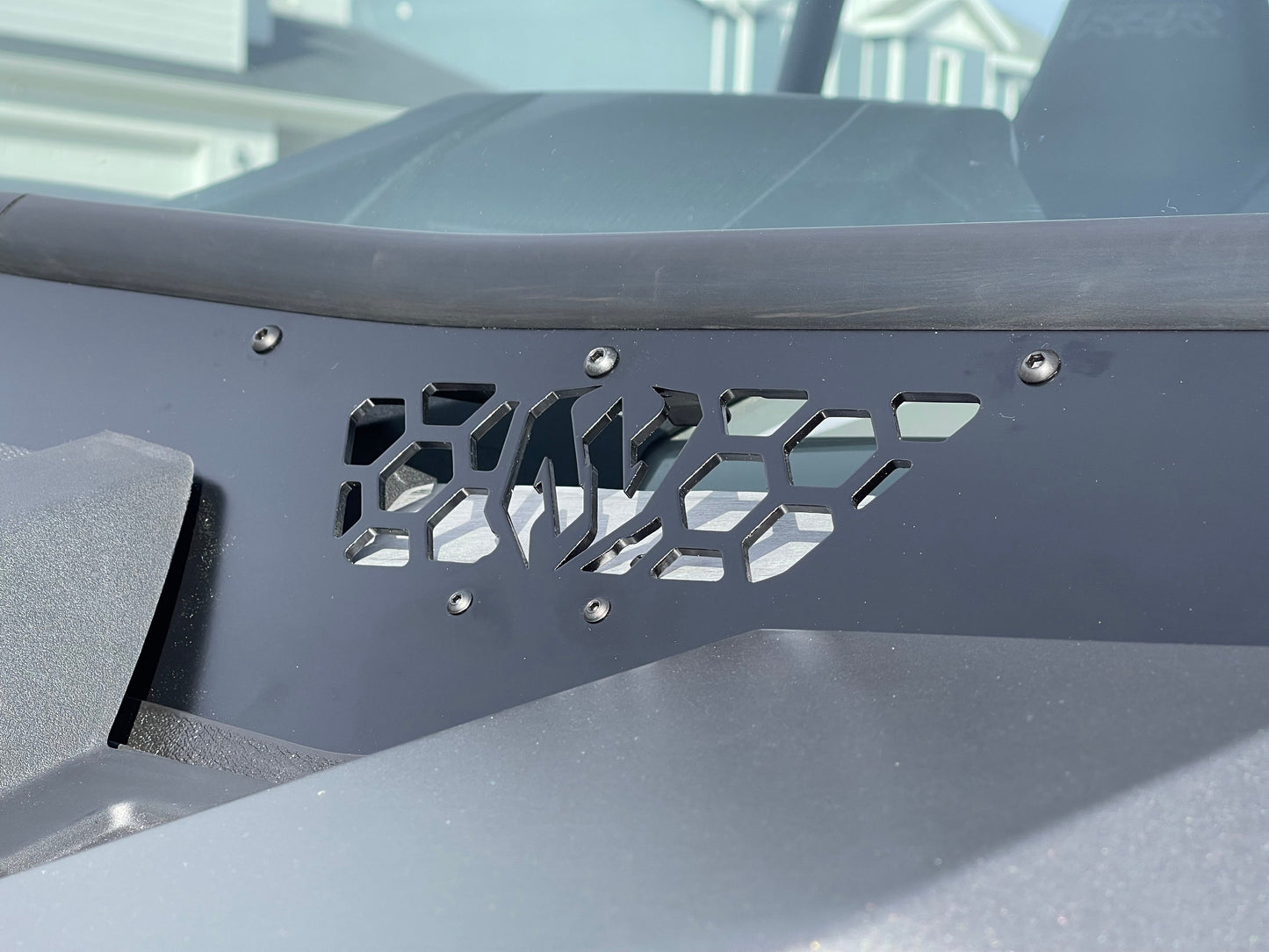 Moto Armor Polaris RZR XP 1000 Full Glass Windshield (2024+ Model Only) - MA-RZXP-WS-GLS-BLK-Y