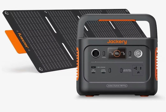 Jackery Explorer 300 Plus / +1  Solar Saga 40W Solar Panel