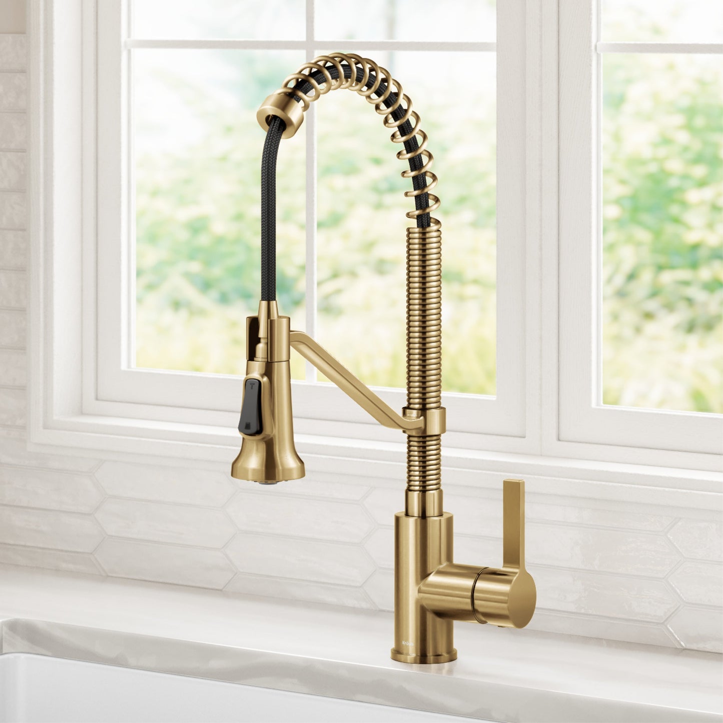 KRAUS Britt Single Handle Pull Down Kitchen Faucet in Spot-Free Brushed Brass - KPF-1693BB