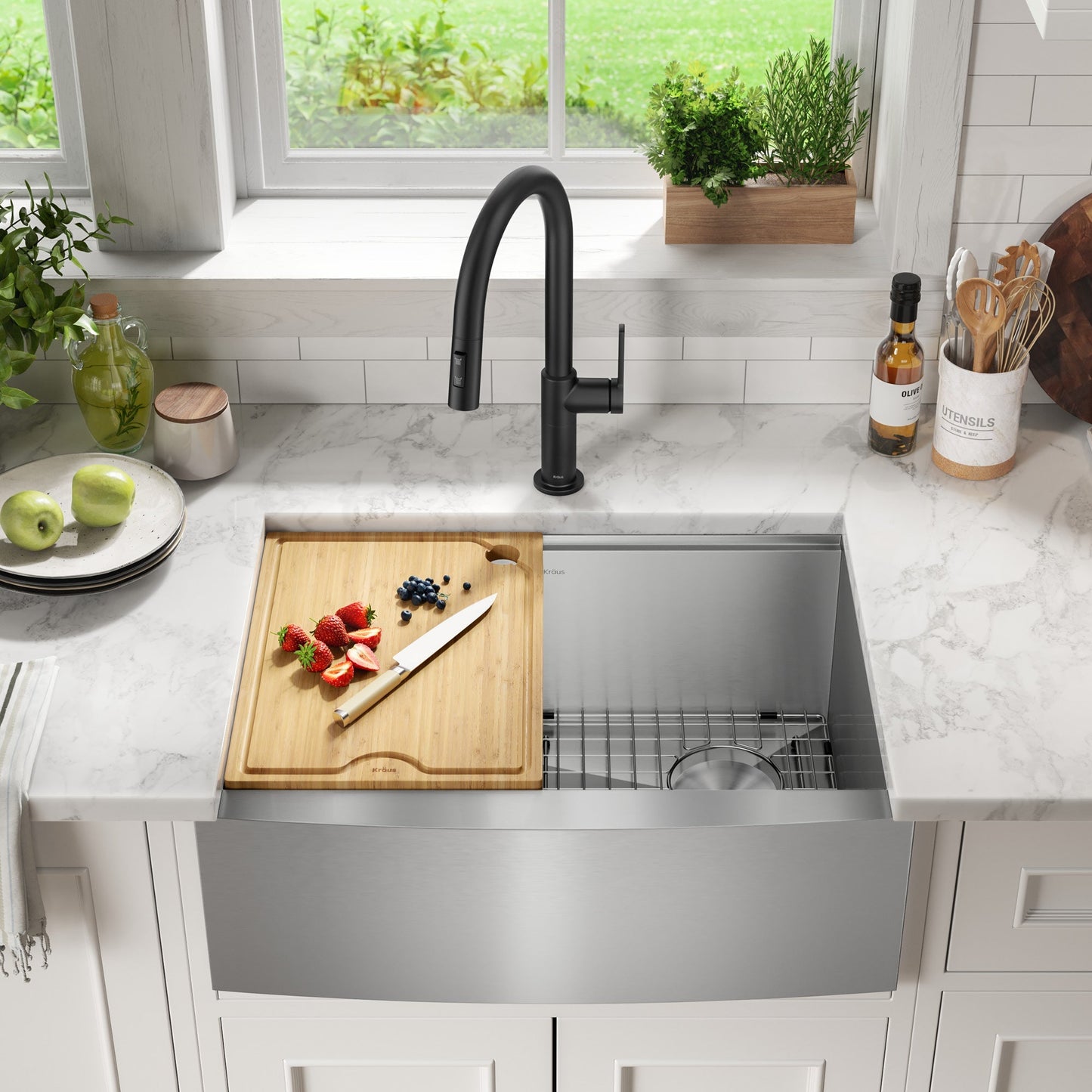 KRAUS Kore 27" Apron Front Workstation 16 Gauge Stainless Steel Kitchen Sink - KWF210-27