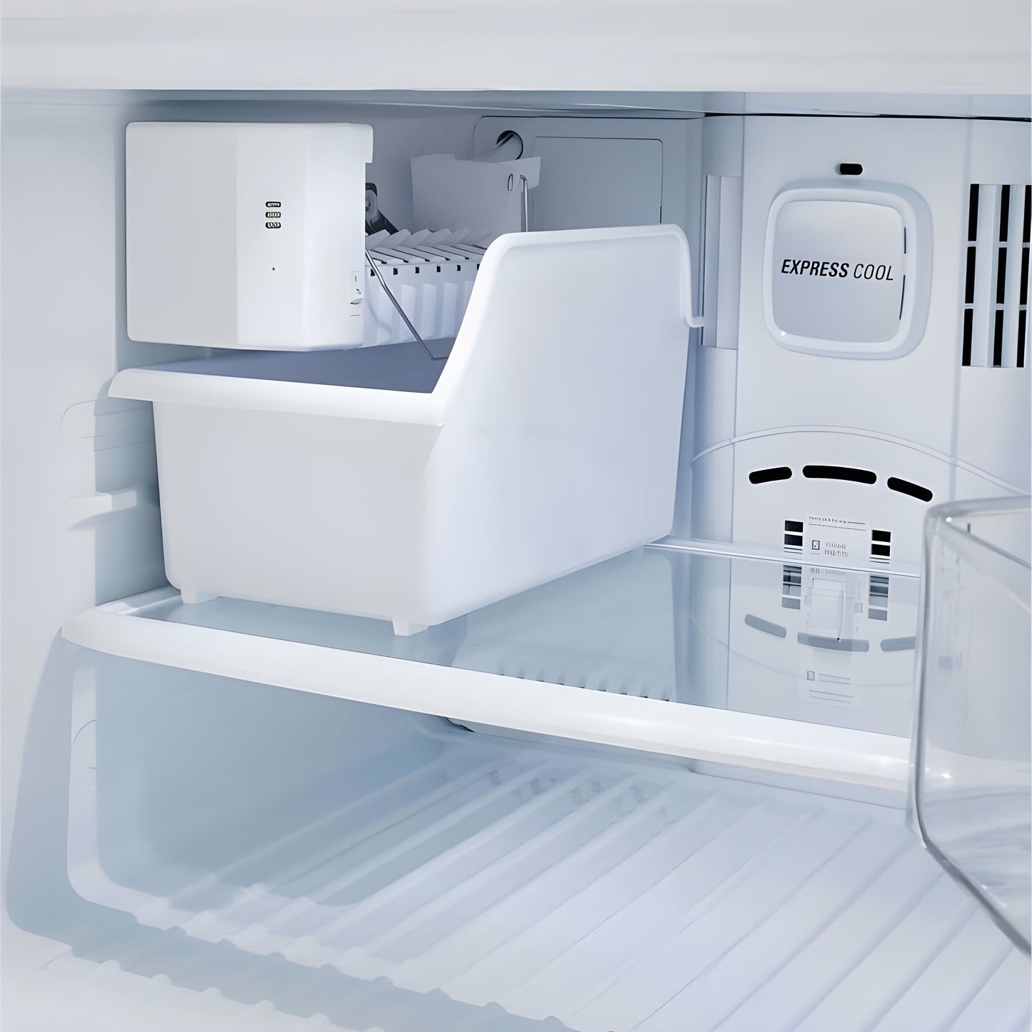LG 30 in. Refrigerator with Top-Mount Freezer in Stainless Steel 20 Cu. Ft. (LTCS20030S)