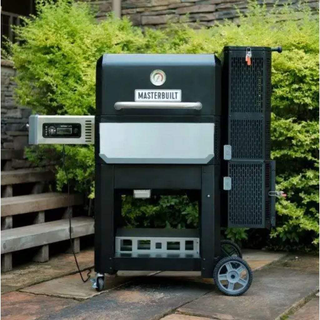 Masterbuilt Gravity Series™ 800 Digital Charcoal Griddle + Grill + Smoker - MB20040221