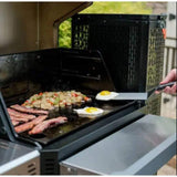 Masterbuilt Gravity Series™ 800 Digital Charcoal Griddle + Grill + Smoker - MB20040221