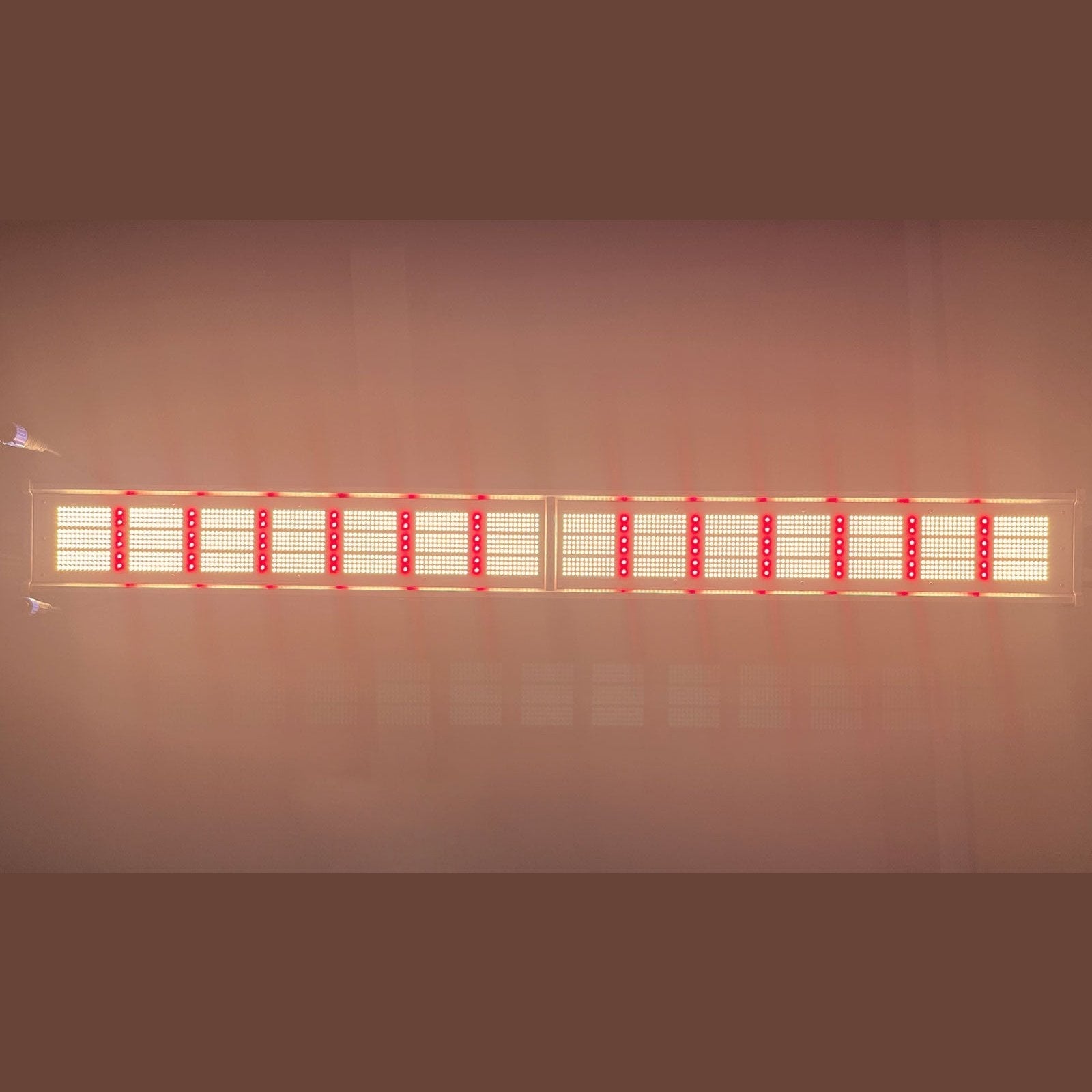 Medic Grow Slim Power 2 Commercial Greenhouse LED Grow Lights - 550W, IP67 Waterproof, Perfect Heat Dissipation, High PPFD, Full Spectrum, Daisy Chain