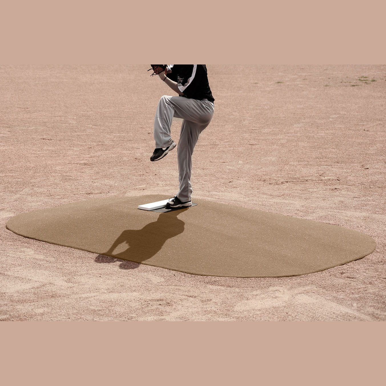 Pitch Pro Model 8121 Fiberglass Pitching Mound