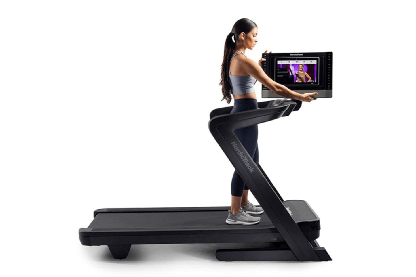 NordicTrack 1750 Commercial Treadmill - 26157517