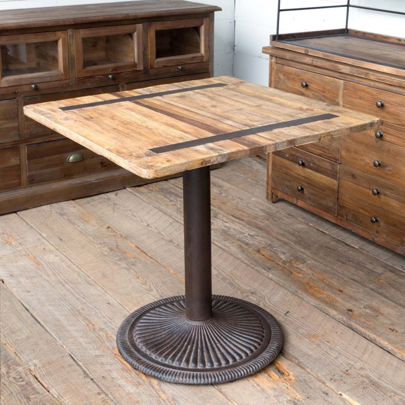 Park Hill Collection Vintage-Style Café Table - EFT81638