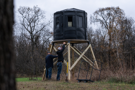 Advantage Hunting RAM 650 Elevated Hunting Blind with Tinted Windows for Bow and Gun - 7026