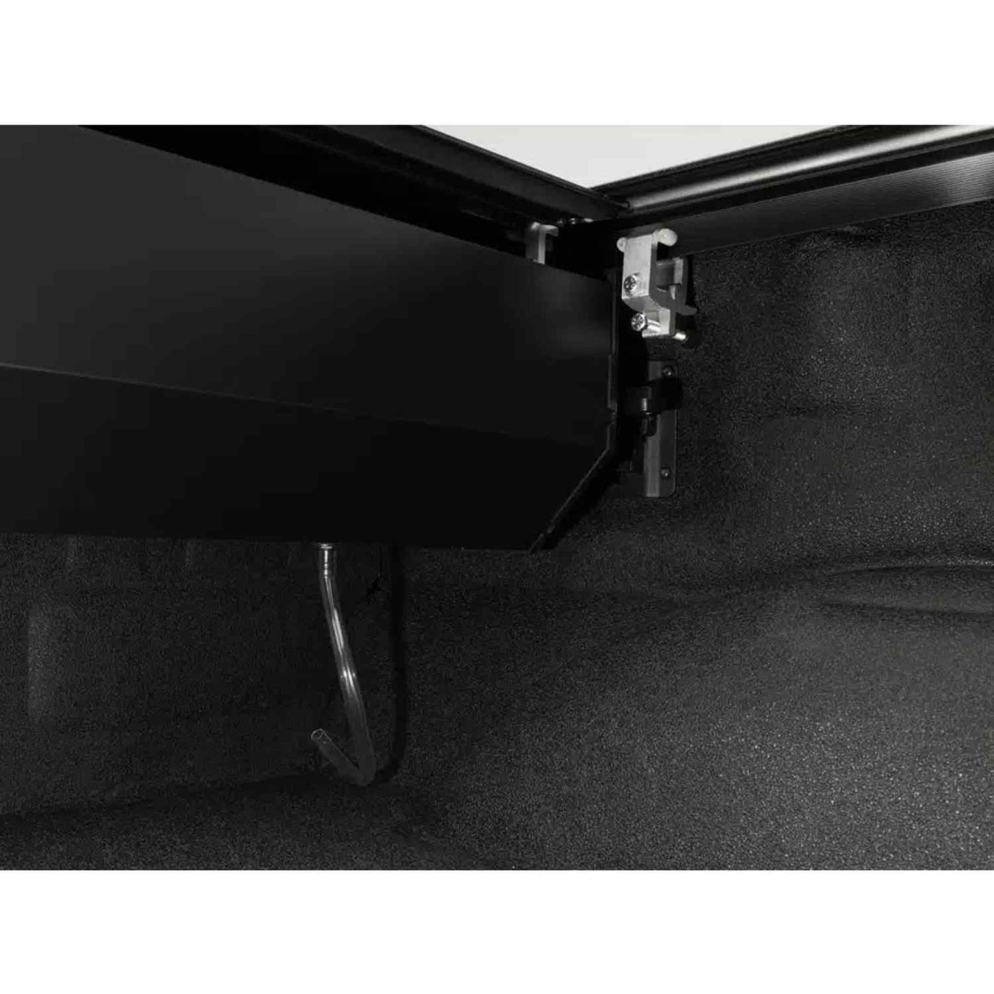 Retrax PowertraxPRO XR GMC 1500 Electric Retractable Tonneau Cover - RTX-T-90482