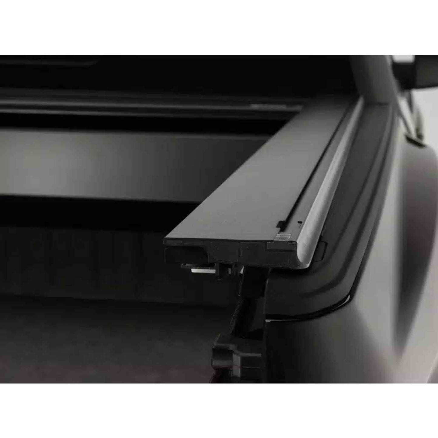 Retrax PowertraxPRO XR GMC 1500 Electric Retractable Tonneau Cover - RTX-T-90482